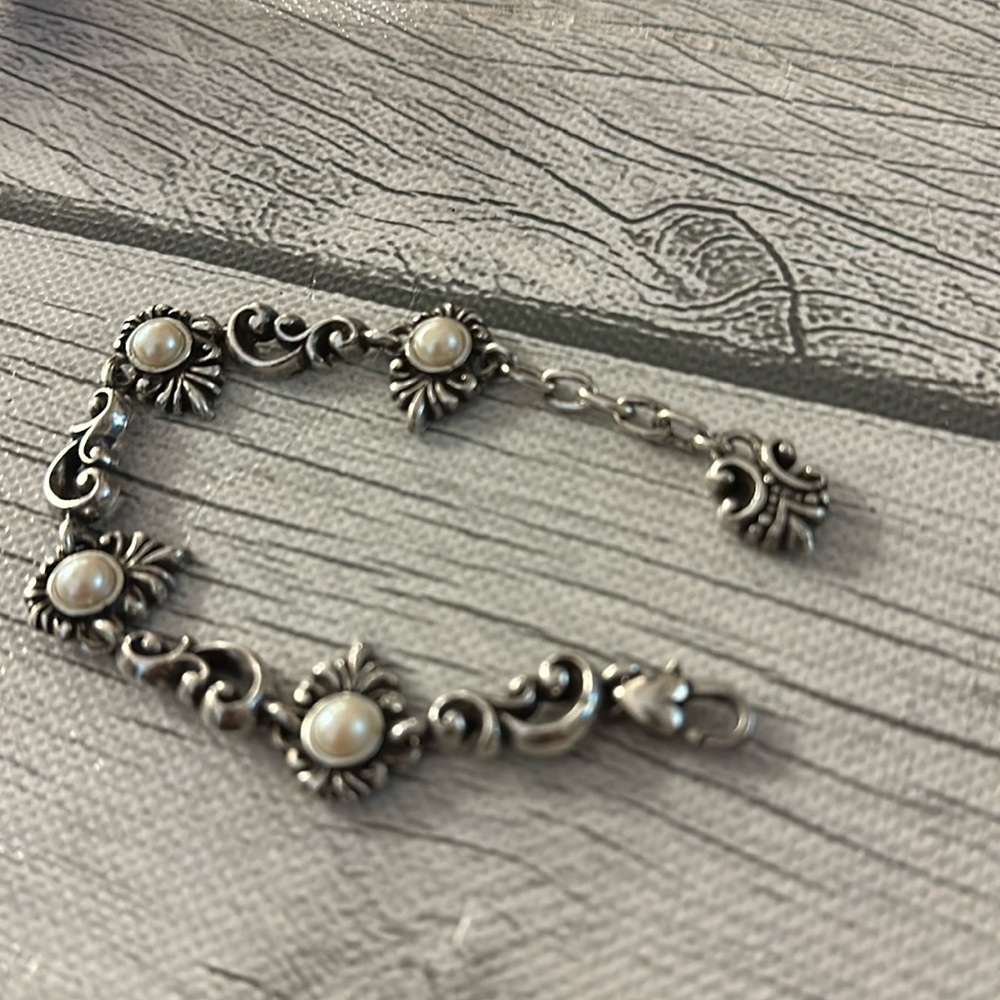 Vintage Brighton Pearl and silver bracelet